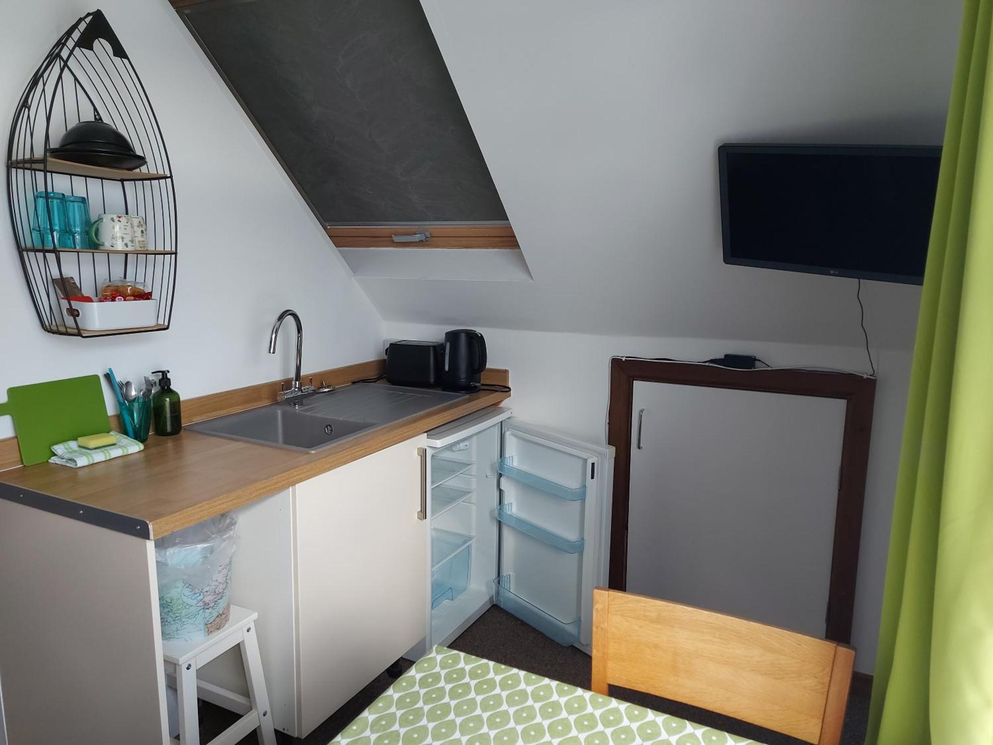 Chezzas Homestay Poole Dış mekan fotoğraf