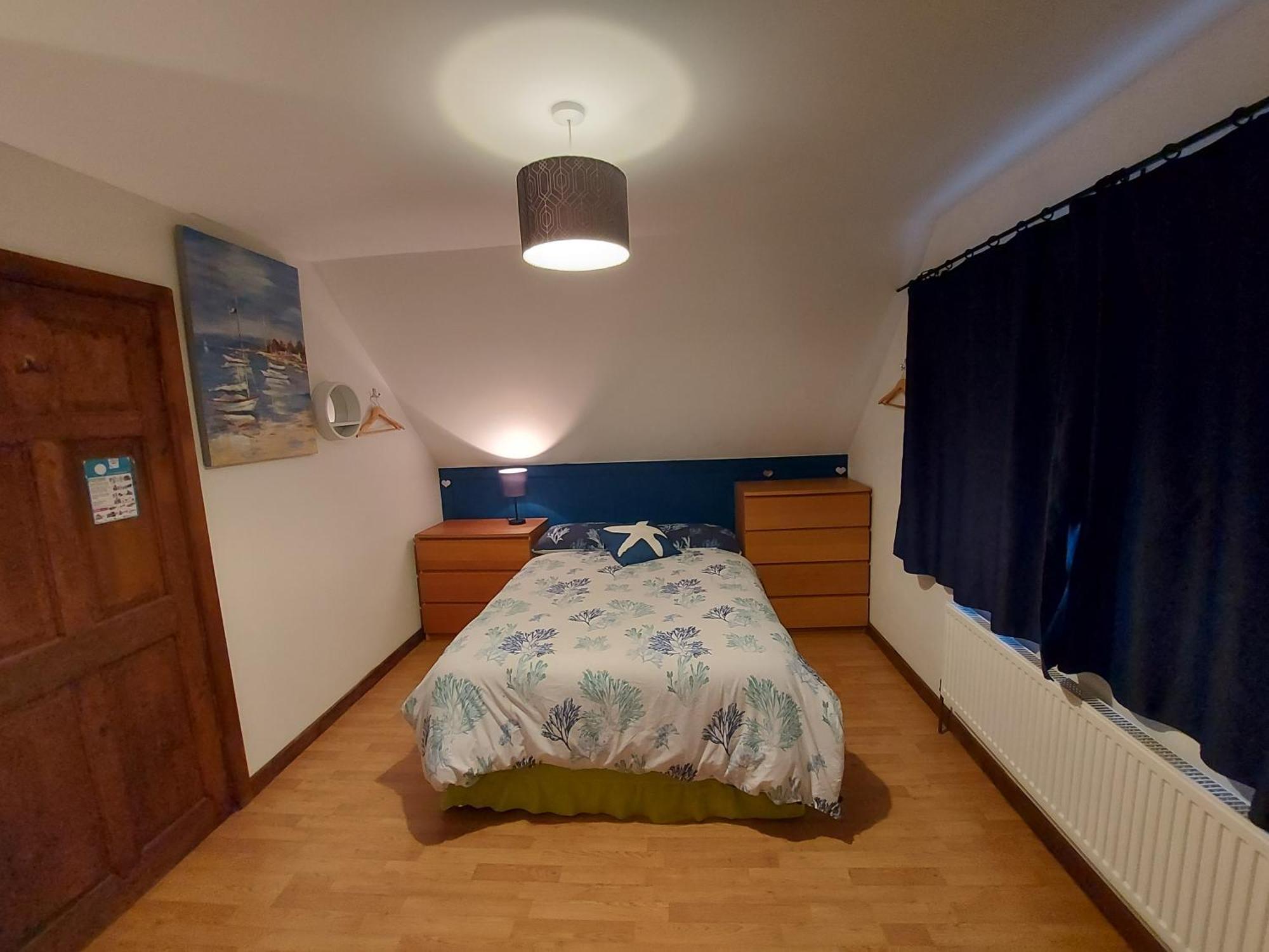 Chezzas Homestay Poole Dış mekan fotoğraf